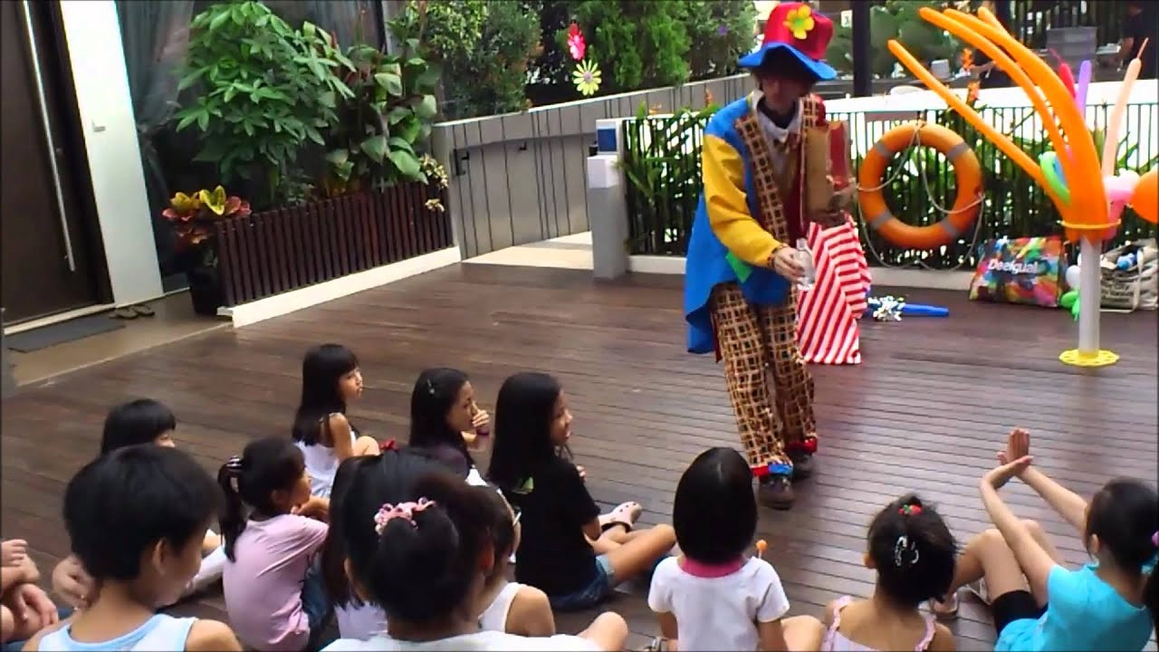 Kids Party Magic Show
 Singapore Best Children Magic Show Starring Robin Goh