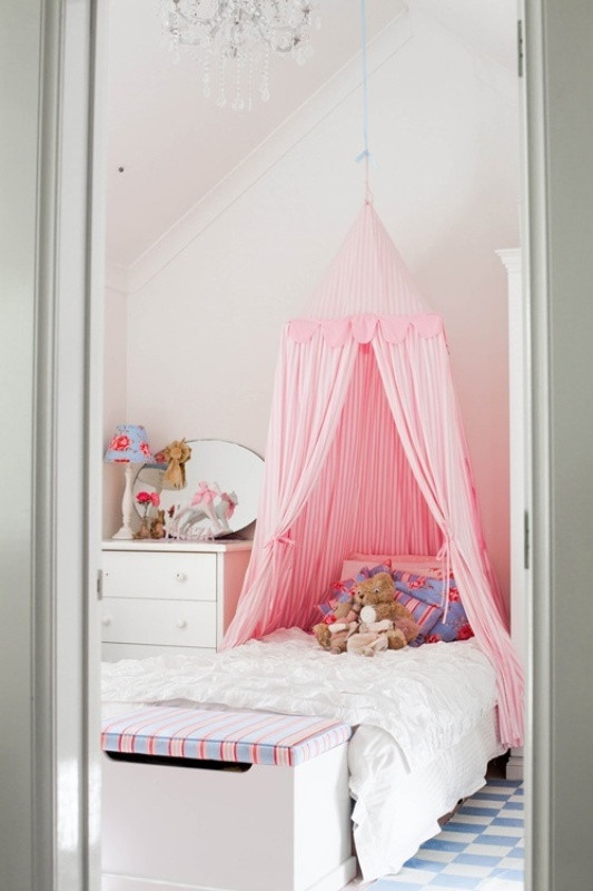 Kids Room Canopy
 31 Charming Canopy Bed Ideas For A Kid’s Room