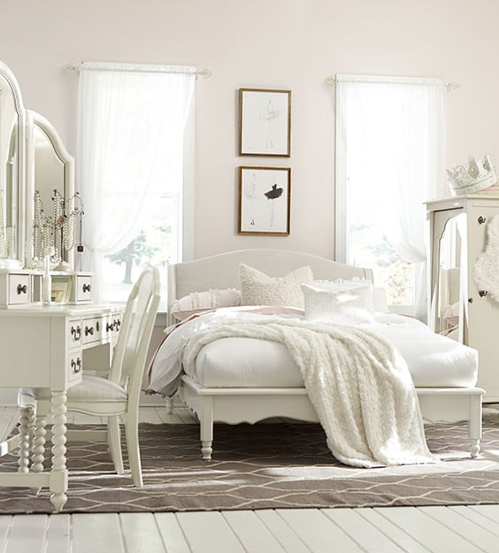 Kids White Bedroom Furniture
 54 Amazing All White Bedroom Ideas The Sleep Judge