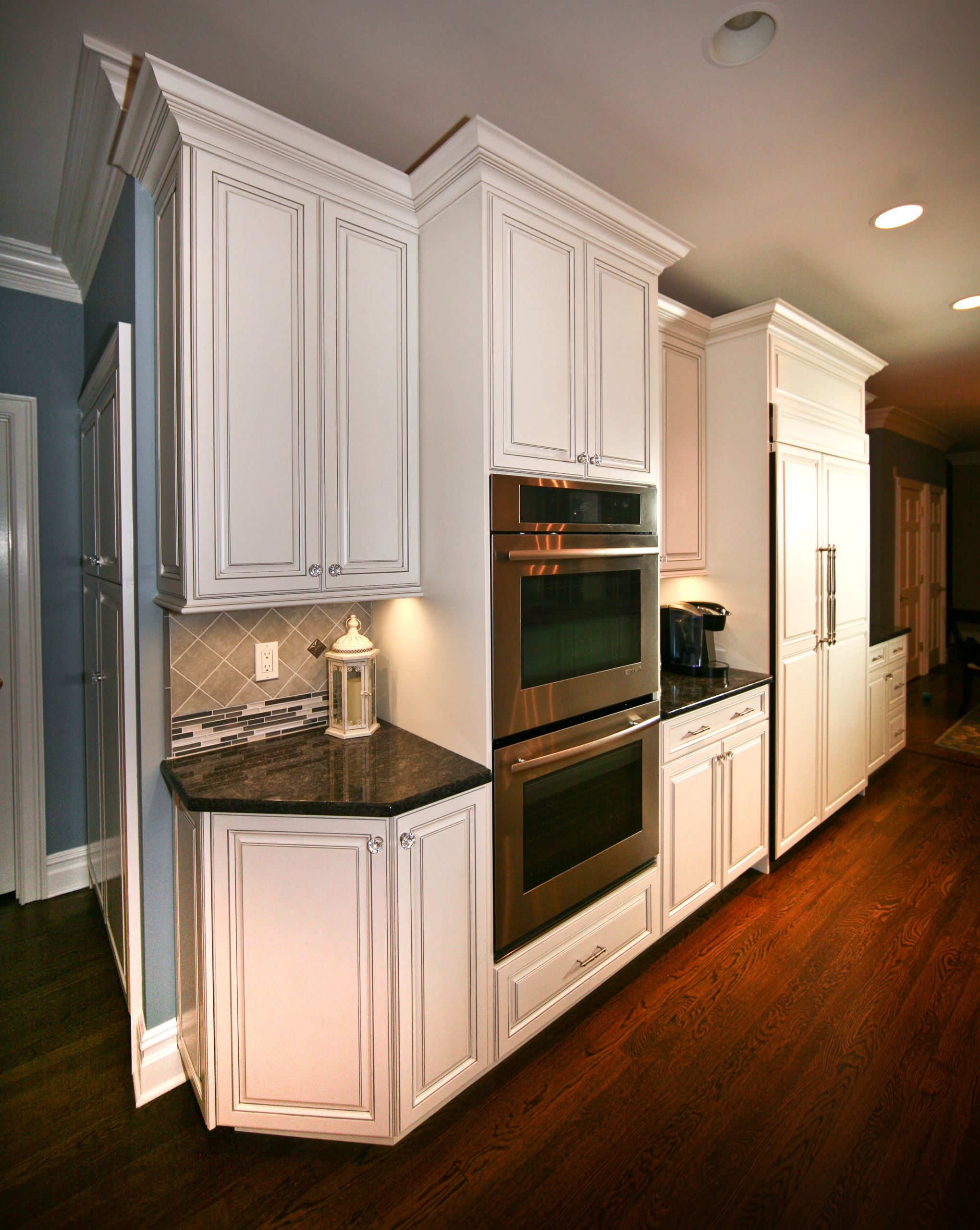 Kitchen Base Cabinets
 Classic Custom Cabinets Rumson New Jersey by Design Line