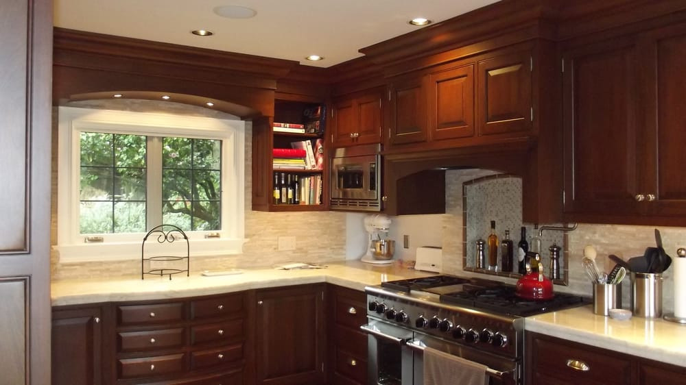 Kitchen Cabinet Valances
 Rutt cabinetry cherry kitchen The 7 drw cabinet below the