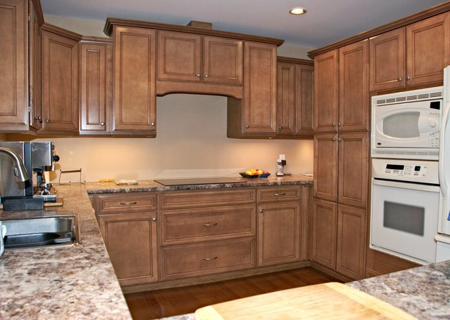 Kitchen Cabinet Valances
 Glazed maple cabinet with valance over cooktop