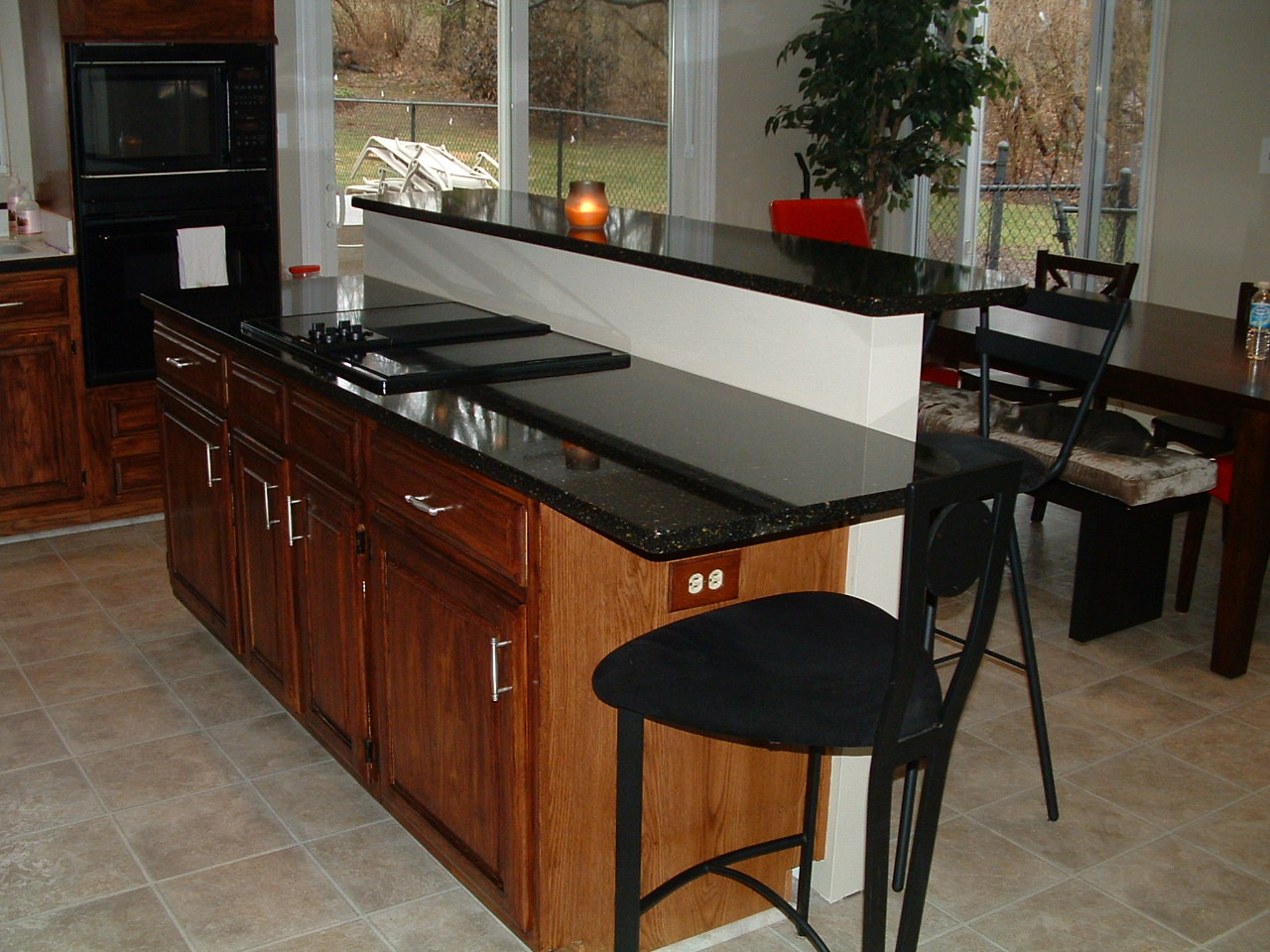 Kitchen Cabinet With Bar Counter
 Tips to Have Sleek and Neat Kitchen Countertop Options