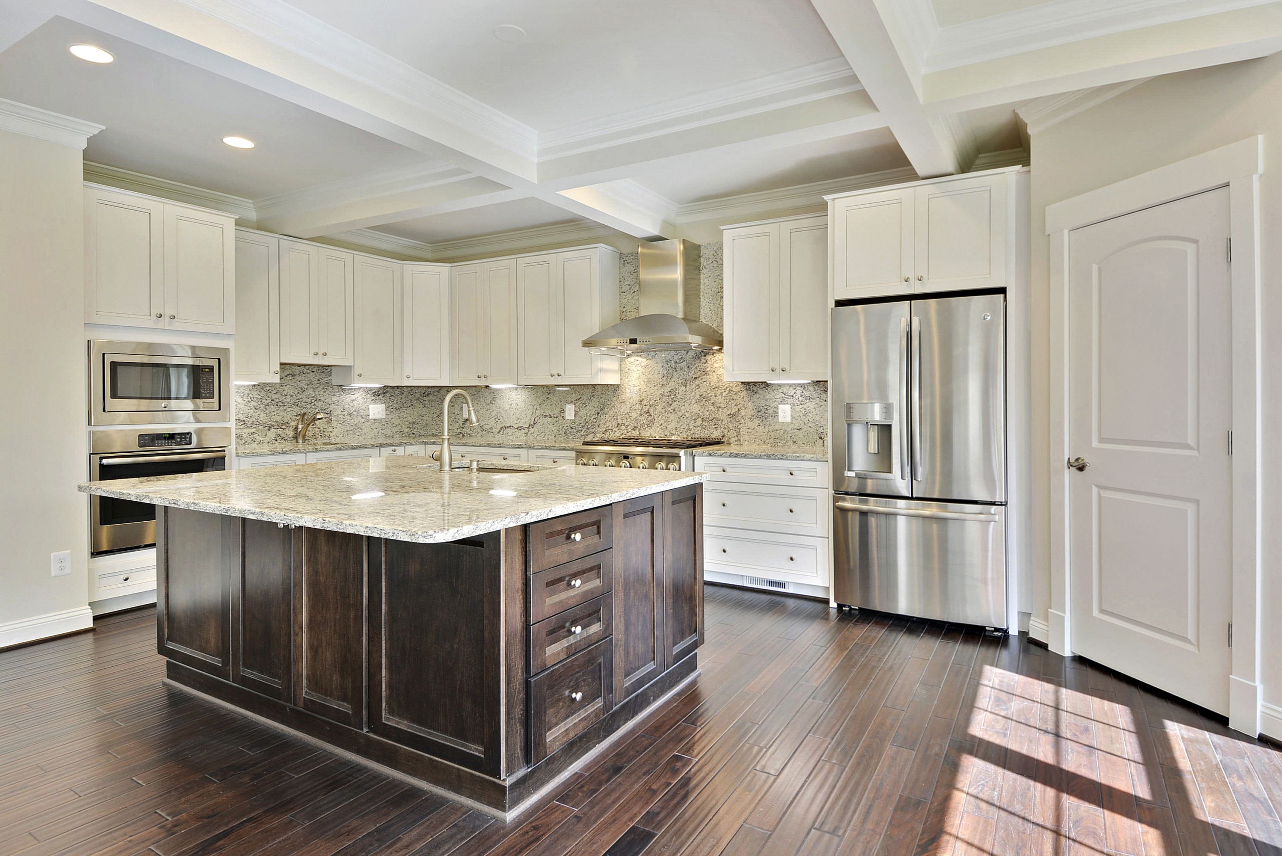 Kitchen Cabinets And Islands
 Have Fun with Your Kitchen How to Choose A Different