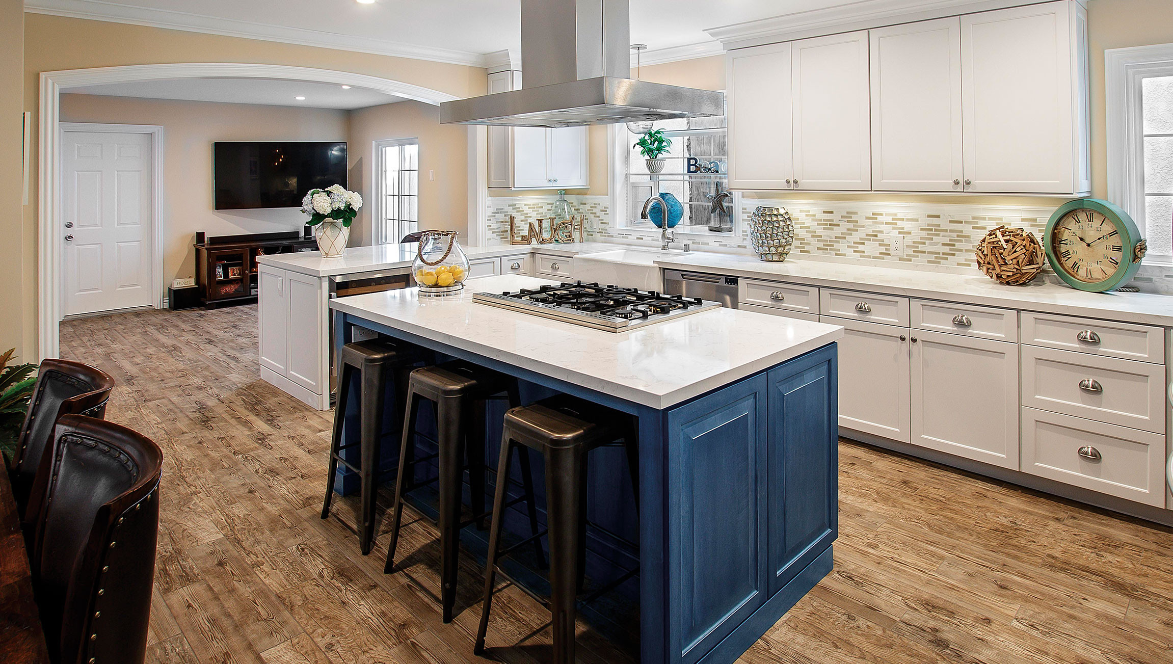 Kitchen Cabinets And Islands
 Kitchen Island Cabinets in Blue