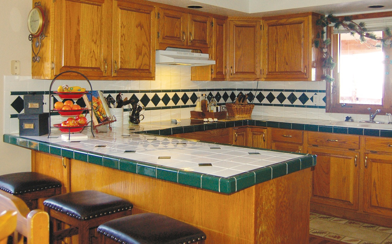 Kitchen Counter Refinish
 Can bathtubs and kitchen countertops be refinished