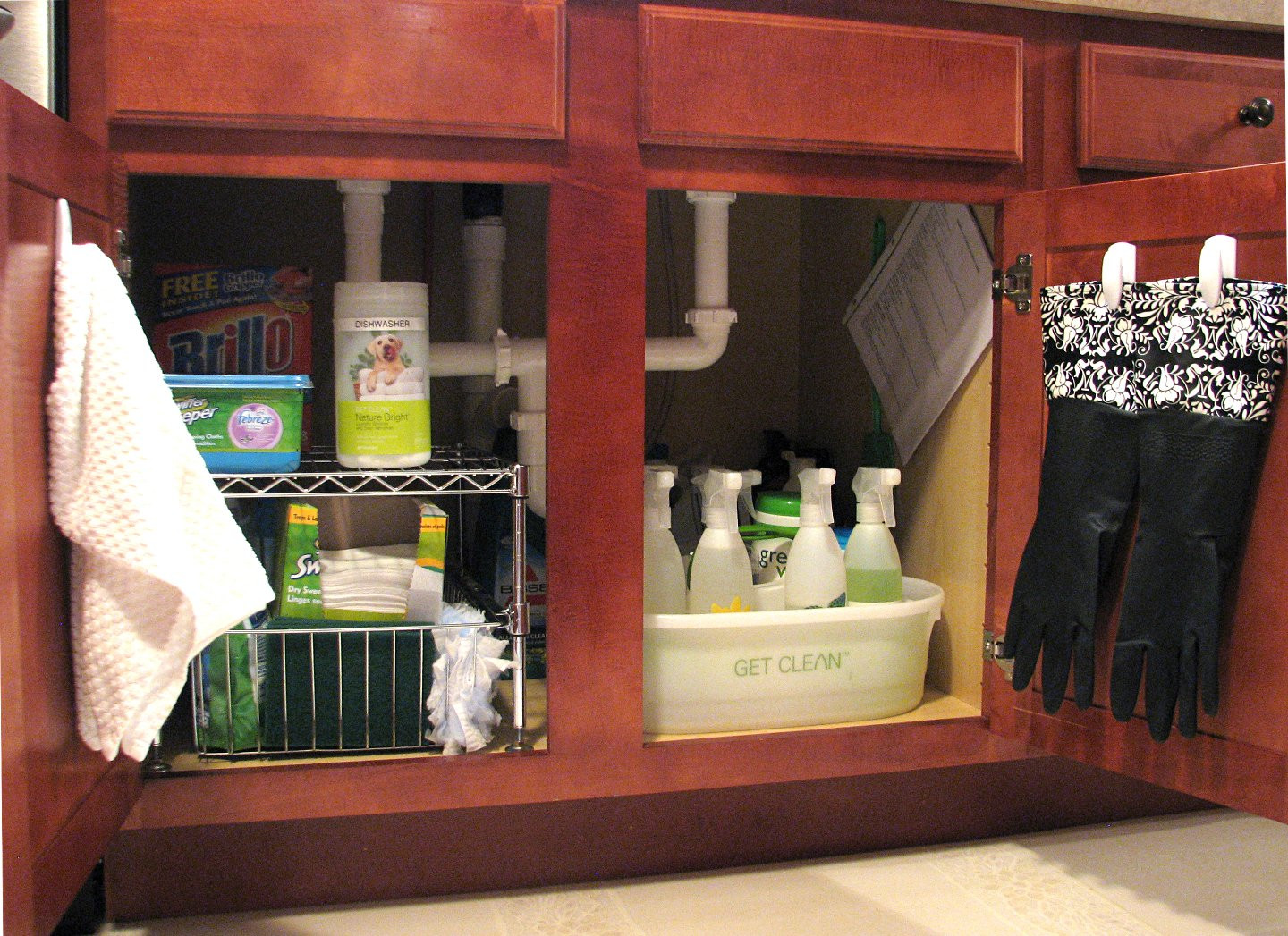 Kitchen Sink Organization
 Organize under the sink