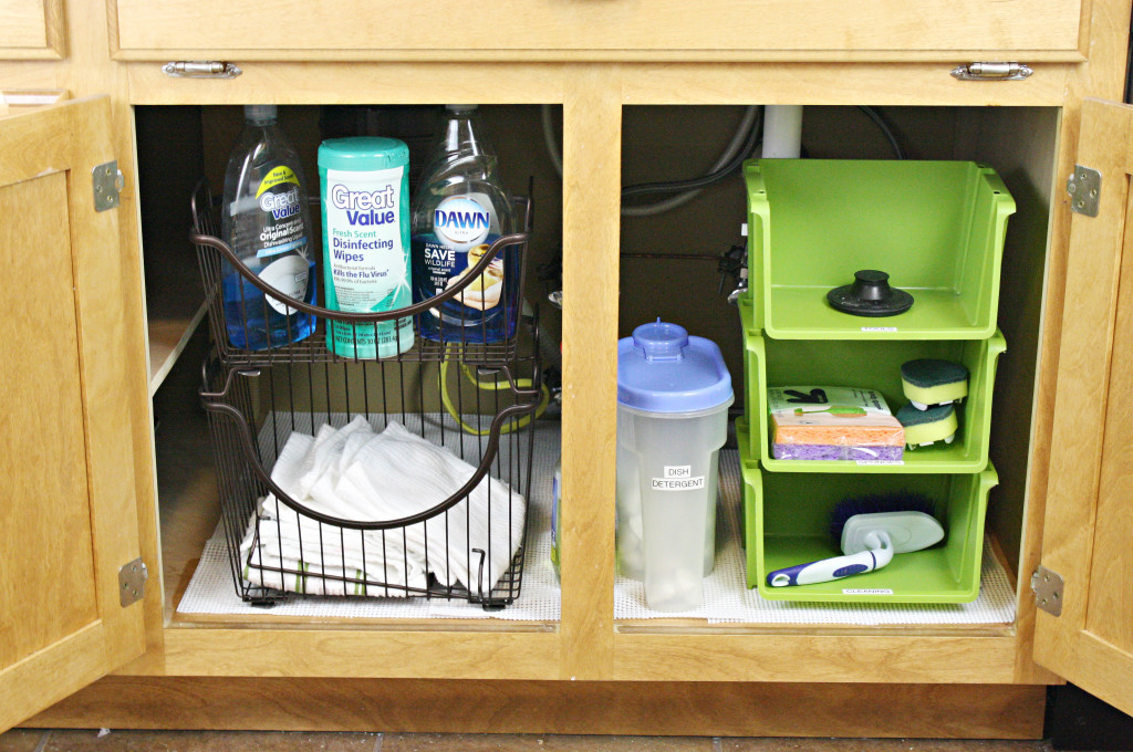 Kitchen Sink Organization
 Under the Kitchen Sink Organization