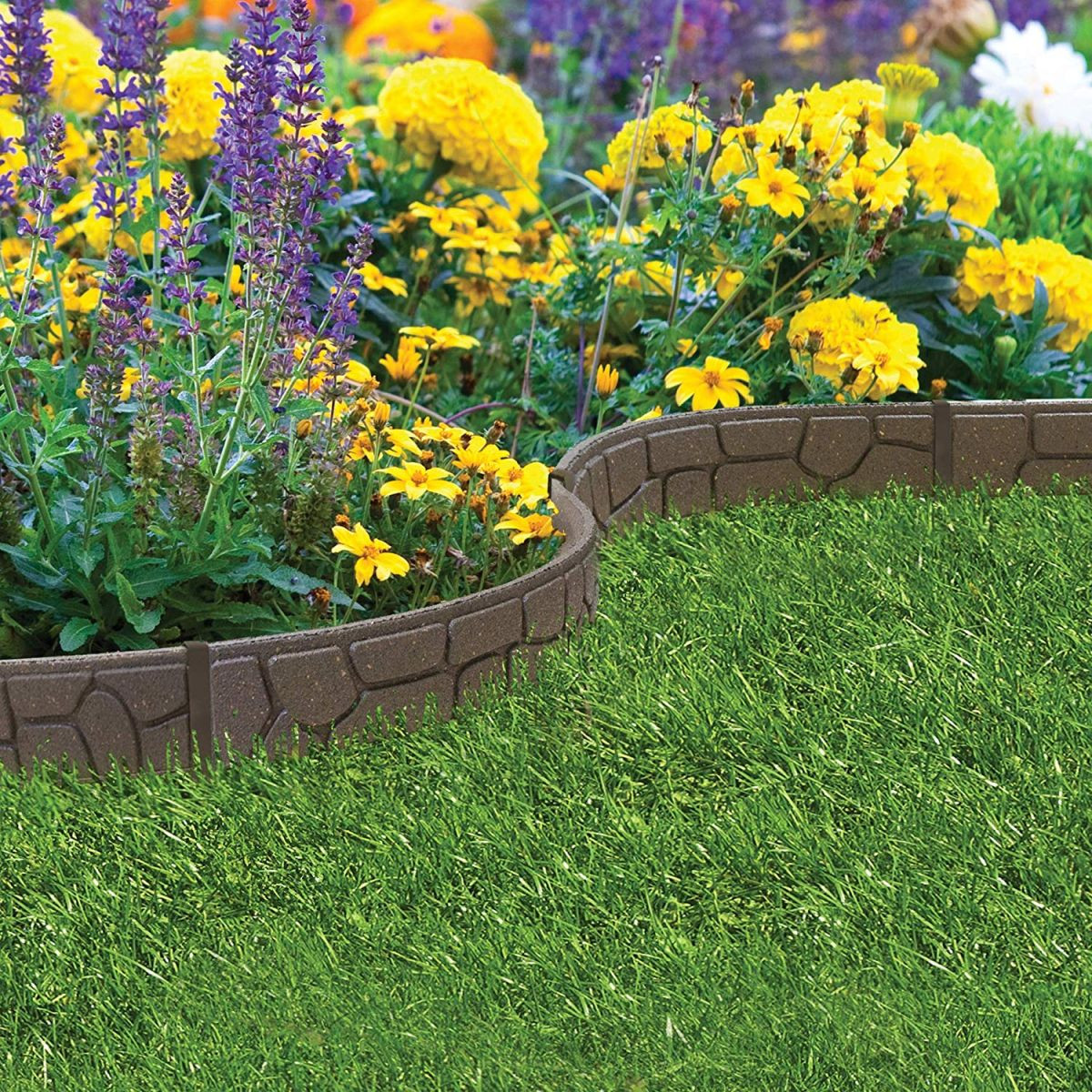Landscape Edging Borders
 Lawn edging 8 ideas to keep your borders neat