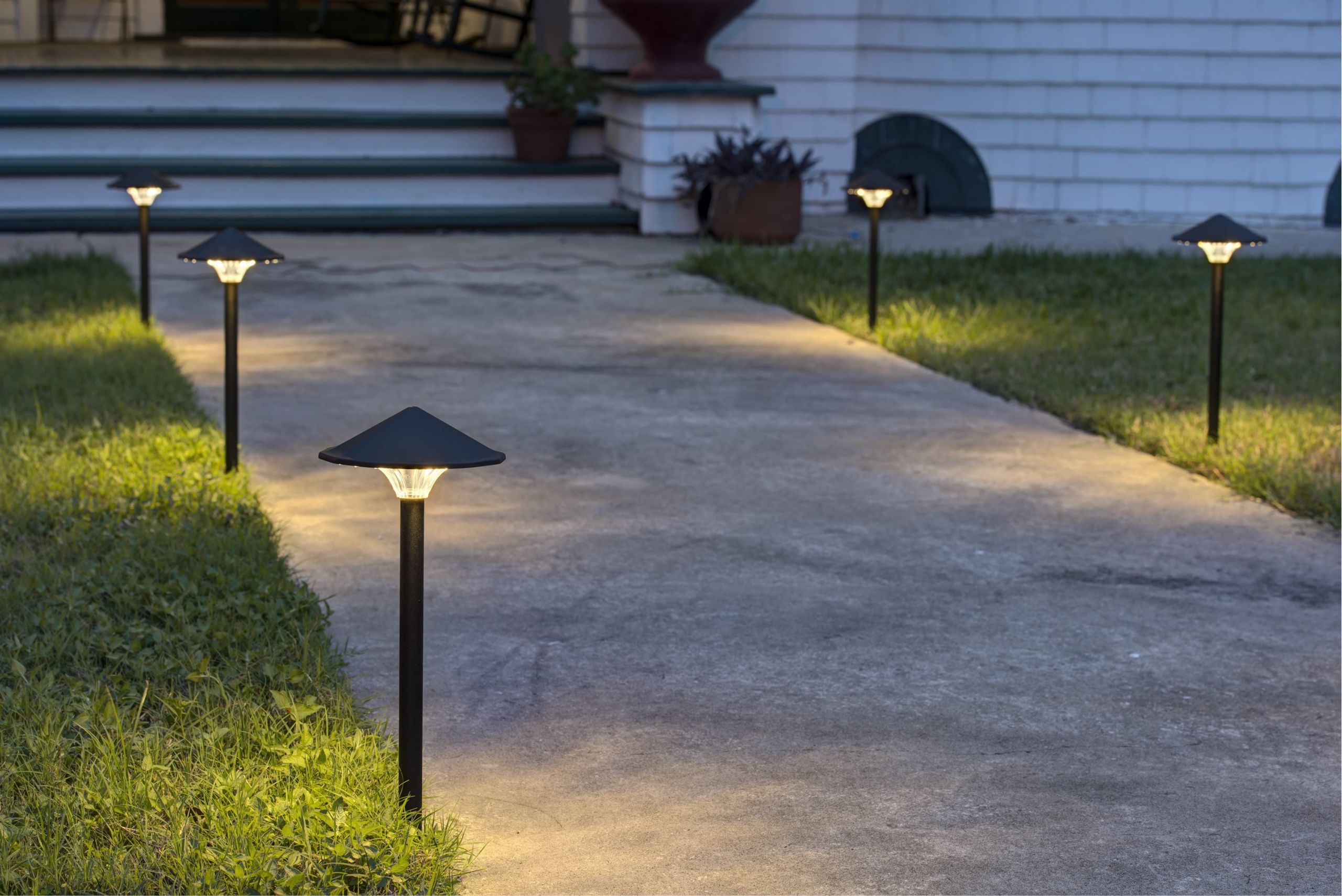 Landscape Lighting Bulbs
 Dekor™ Expands Led Landscape Light Portfolio with New