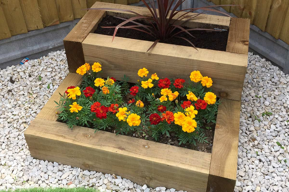 Landscape Timber Flower Bed Designs
 Timber Structures for practical & ornamental features