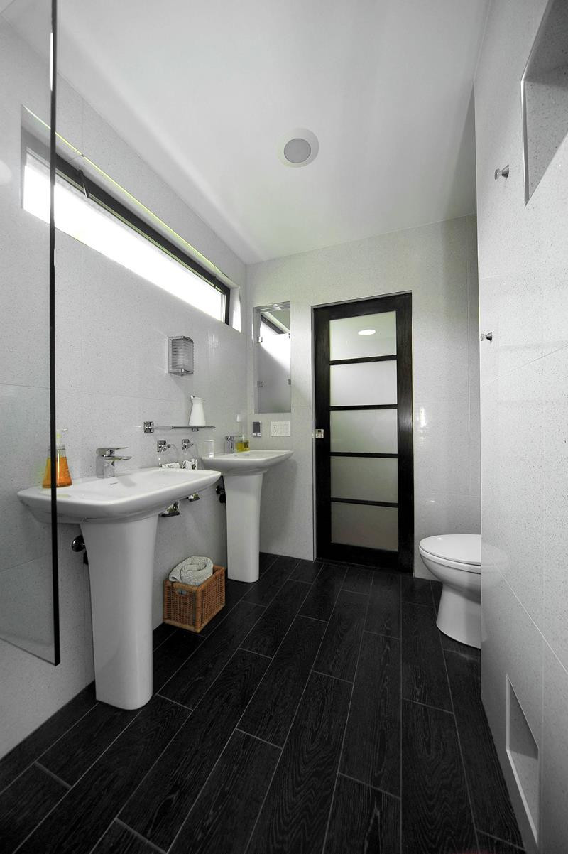 Large Master Bathroom
 20 Stunning Master Bathroom Design Ideas