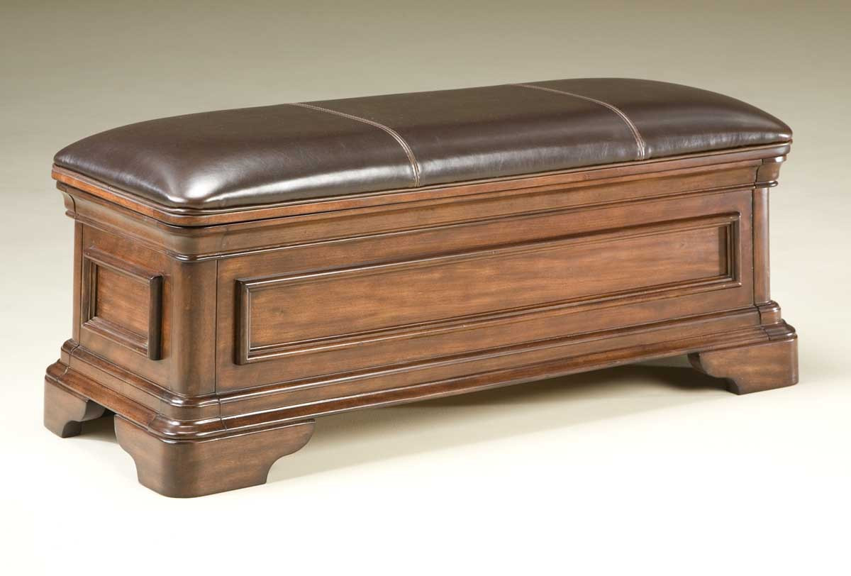 Leather Storage Bench
 Legacy Classic Heritage Court Leather Storage Bench 800