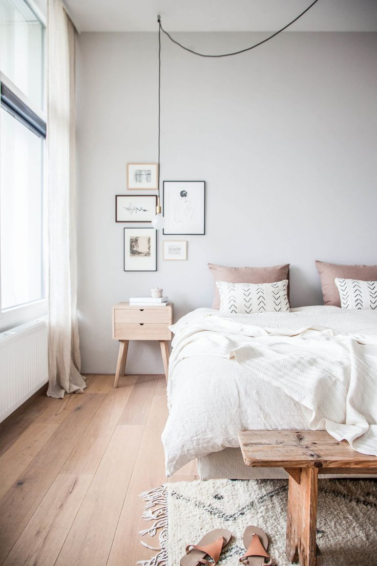 Light Grey Bedroom Walls
 The 25 best Light grey bedrooms ideas on Pinterest