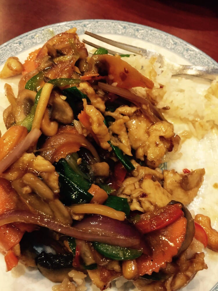 Lins Pad Thai
 Cashew chicken Yelp