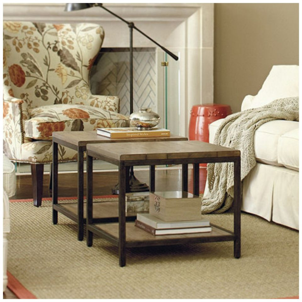 Living Room Table
 7 Coffee Table Alternatives for Small Living Rooms