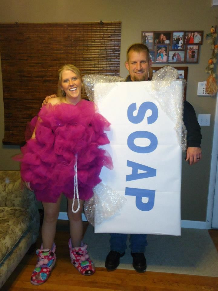 Loofah Costume DIY
 HOMEMADE LOOFHA & BAR OF SOAP COSTUME Instructables