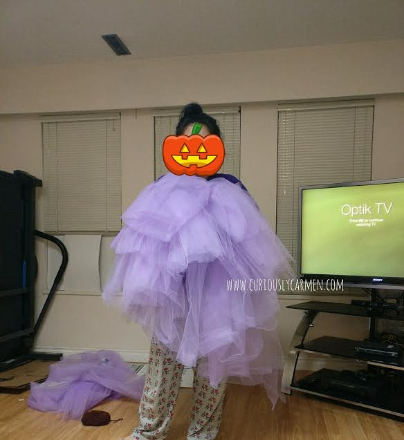 Loofah Costume DIY
 Loofah & Soap DIY Halloween Costume Curiously Carmen