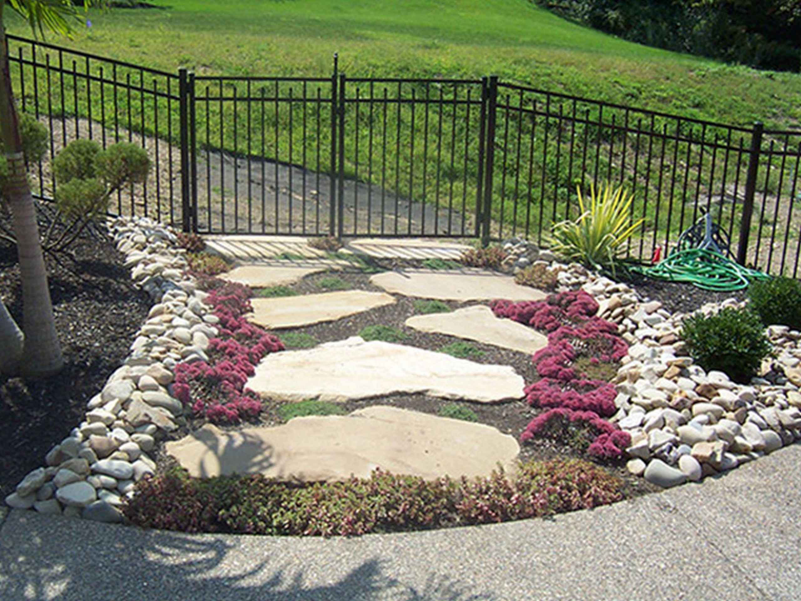 Low Maintenance Backyard Design
 Low maintenance landscaping Chicago