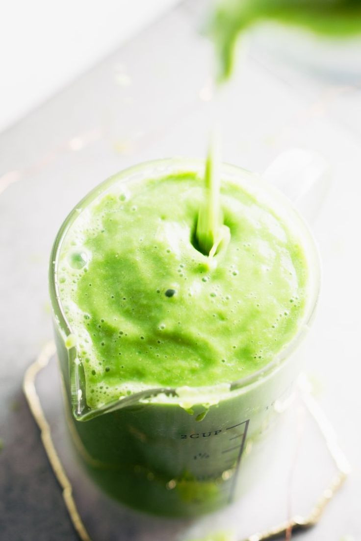 Low Sugar Green Smoothies
 daily greens smoothie vegan paleo low sugar & body