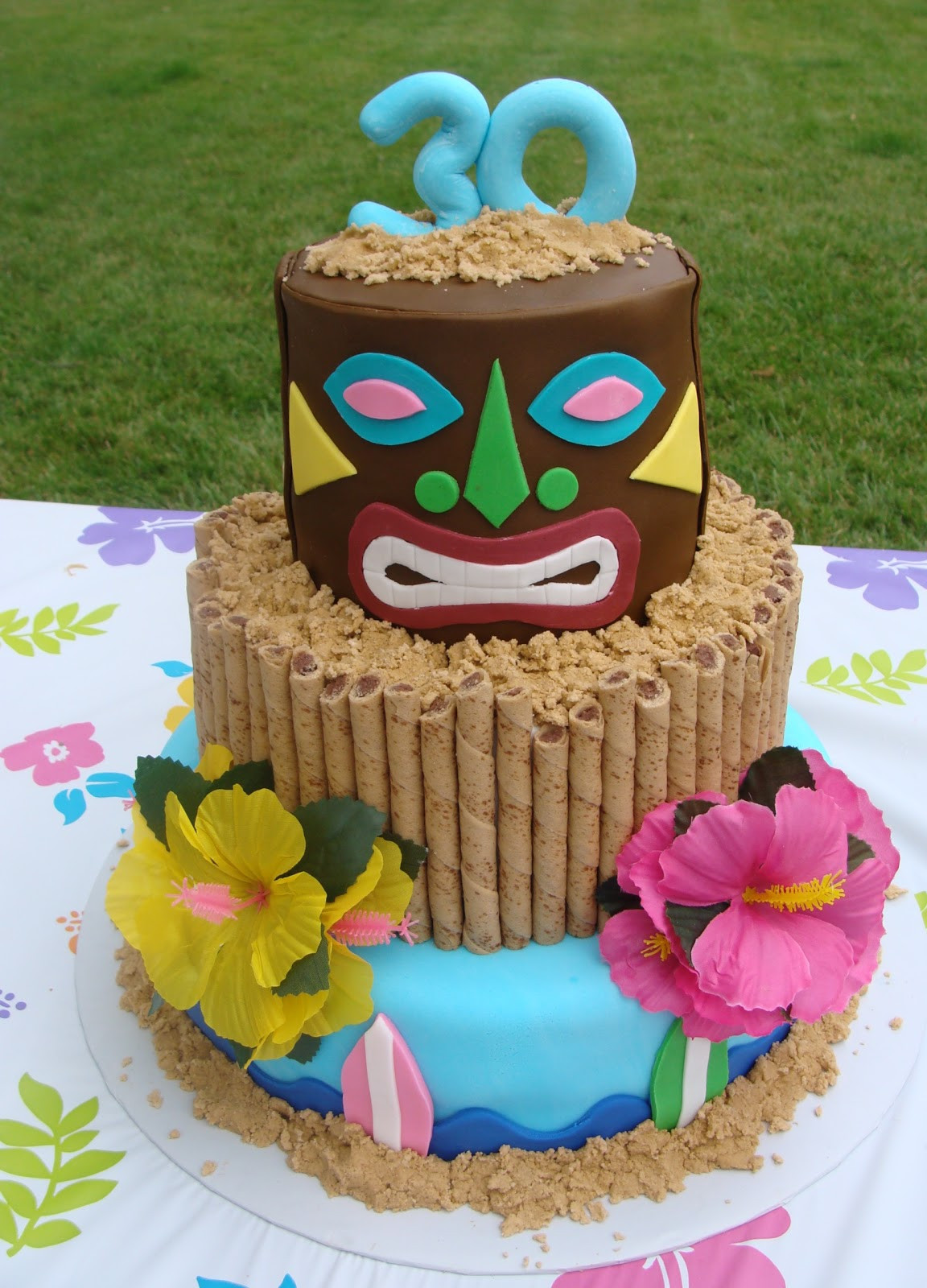 Luau Birthday Cake
 Sweet Treats by Bonnie Tiki Head Luau Cake