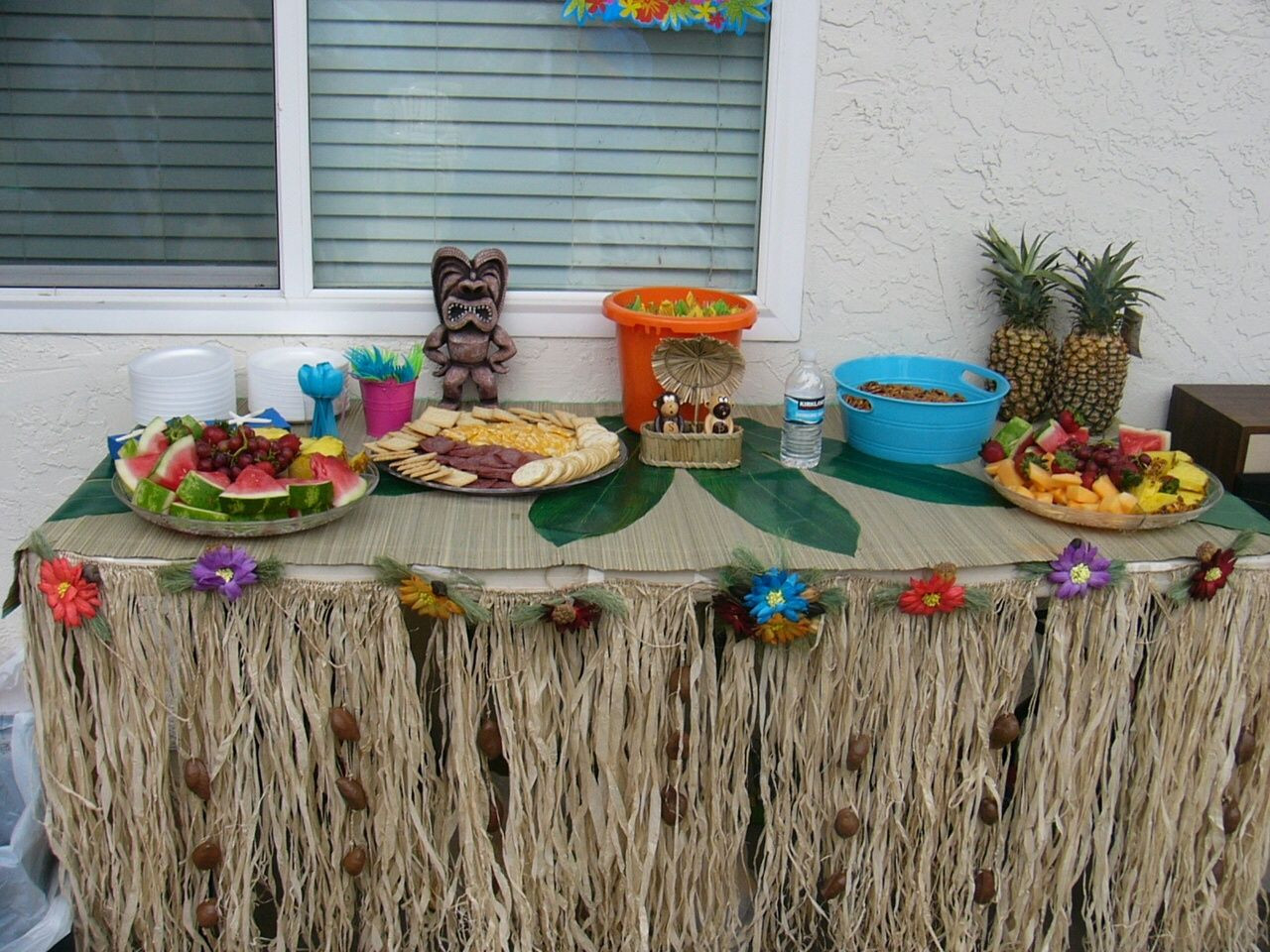 Luau Graduation Party Ideas
 We had a Luau themed graduation party for my daughter and