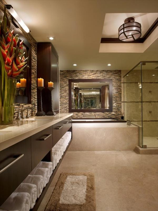 Luxury Master Bathroom
 10 Modern And Luxury Master Bathroom Ideas