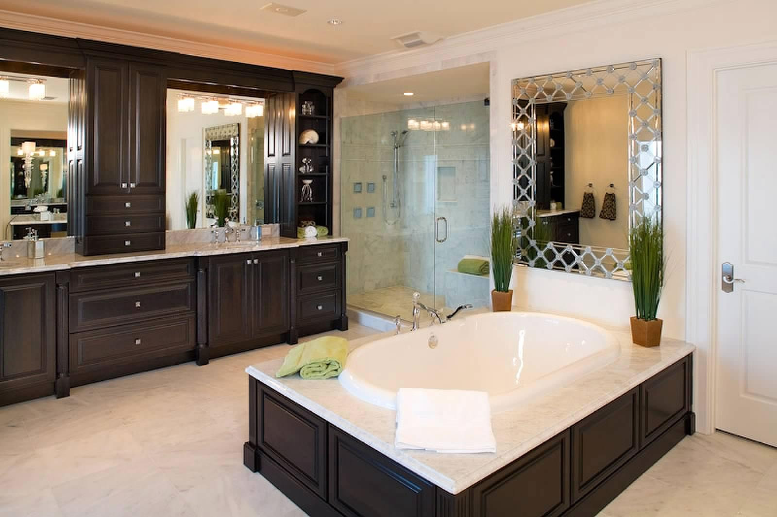 Luxury Master Bathroom
 20 High End Luxurious Modern Master Bathrooms