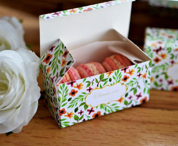 Macarons Box DIY
 Candy Macaron Boxes perfect as a t DIY Printable