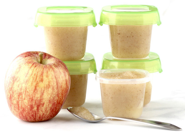 Making Applesauce For Baby
 How to Make Homemade Applesauce for Baby DIY Thrill