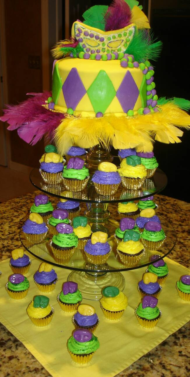 Mardi Gras Cupcakes
 Fat Tuesday…Mardi Gras…Let the good times roll