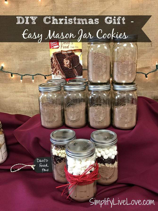 Mason Jar DIY Christmas Gifts
 DIY Christmas Gift Easy Mason Jar Cookies