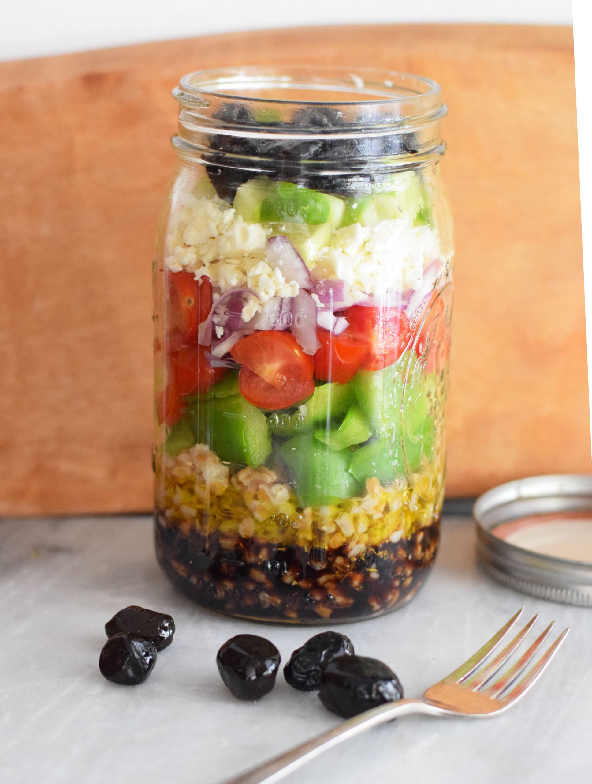 Mason Jar Salad Recipes Low Calorie
 6 Easy and Healthy Mason Jar Salads