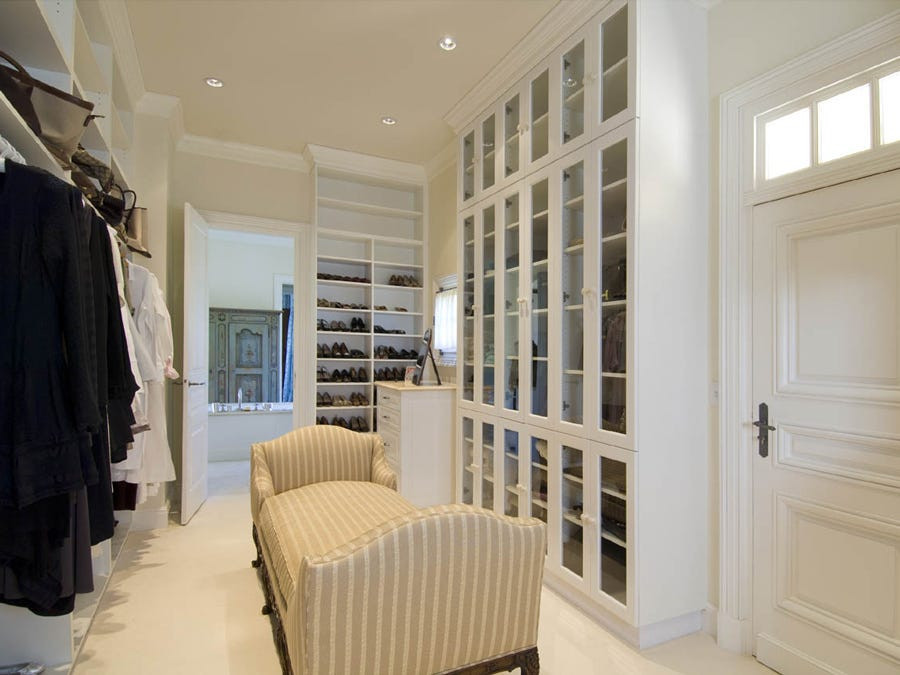 Master Bathroom With Closet
 Buy A Massive Estate In Napa Valley For $28 Million
