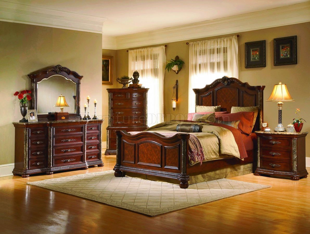 Master Bedroom Furniture Ideas
 Cherry Finish Mediterranean Classic 5Pc Bedroom Set w