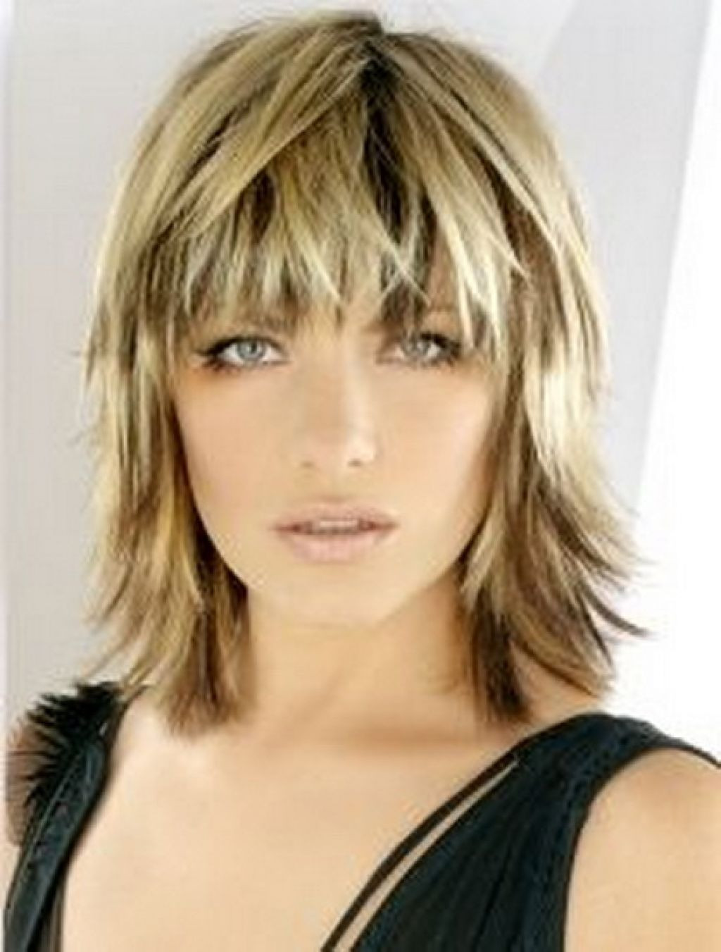 Best 24 Medium Length Choppy Layered Haircuts with Bangs - Home, Family ...