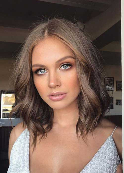 Medium Short Haircuts
 Latest Trend Medium Short Haircuts for Women