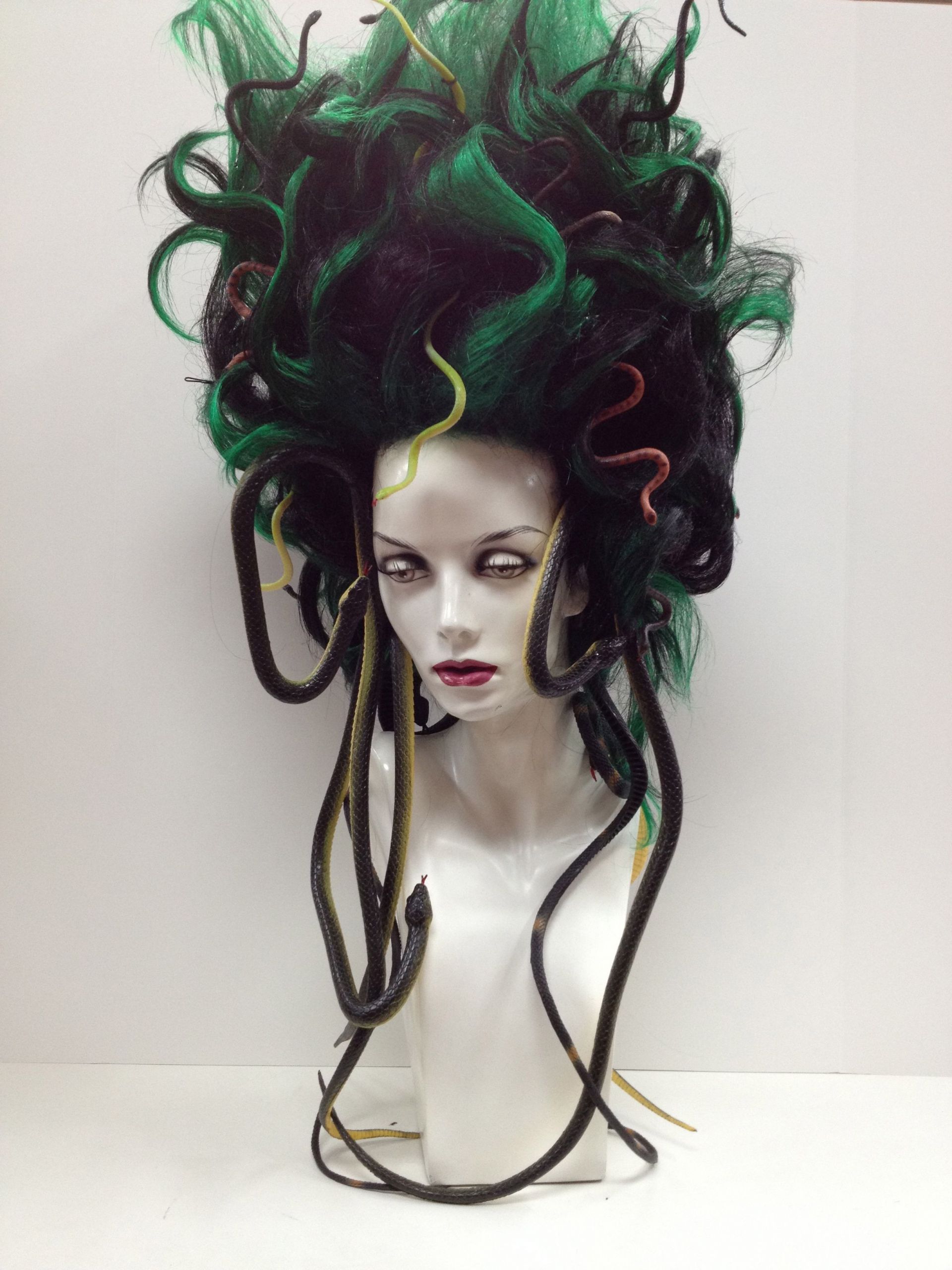 Medusa Hair DIY
 Pin on crafts