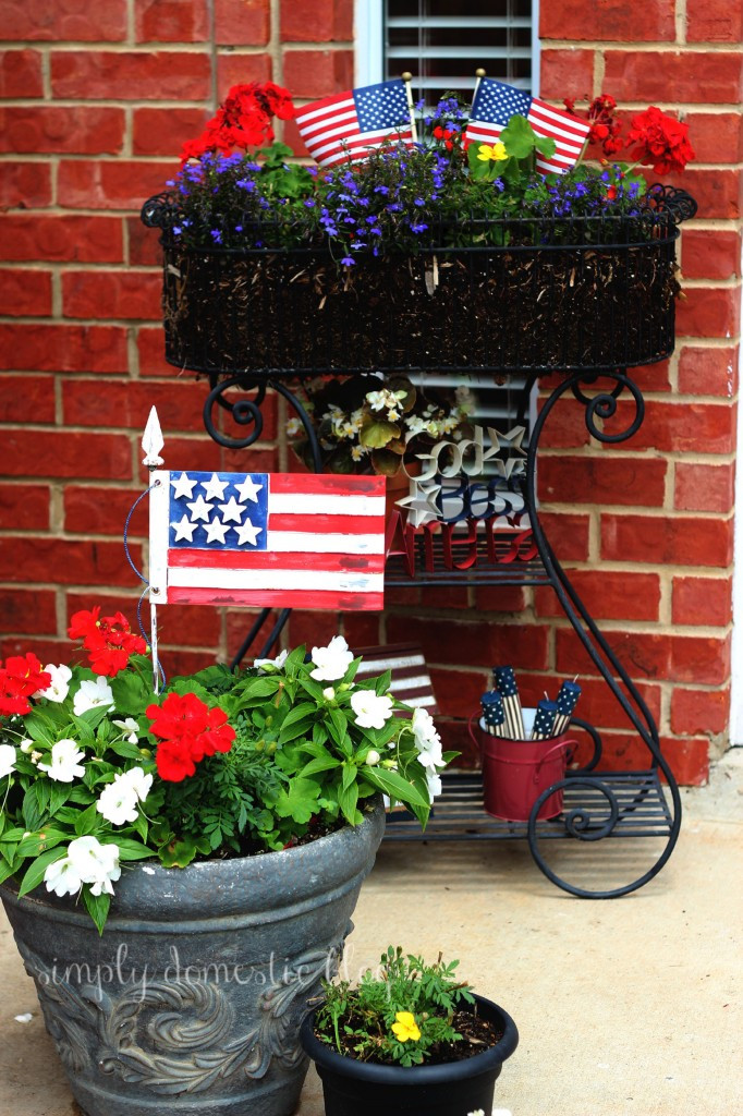 Memorial Day Grave Decoration Ideas
 memorial day decorations Simply Domestic