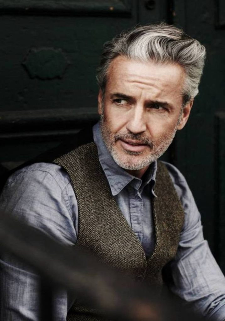 Mens Hairstyles Over 50
 17 Stylish Hairstyles for Men Over 50
