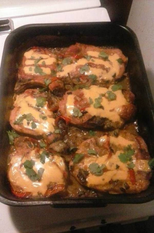 Mexican Style Pork Chops
 Mexican style smothered pork chops