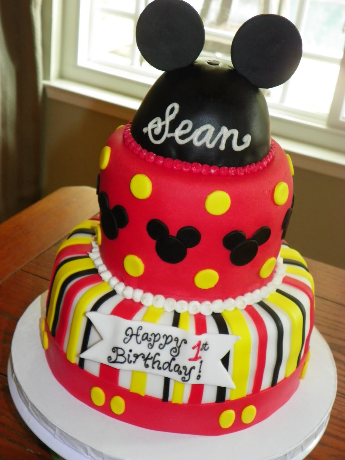 Mickey Mouse Birthday Cake Ideas
 Plumeria Cake Studio Mickey Mouse Birthday Cake