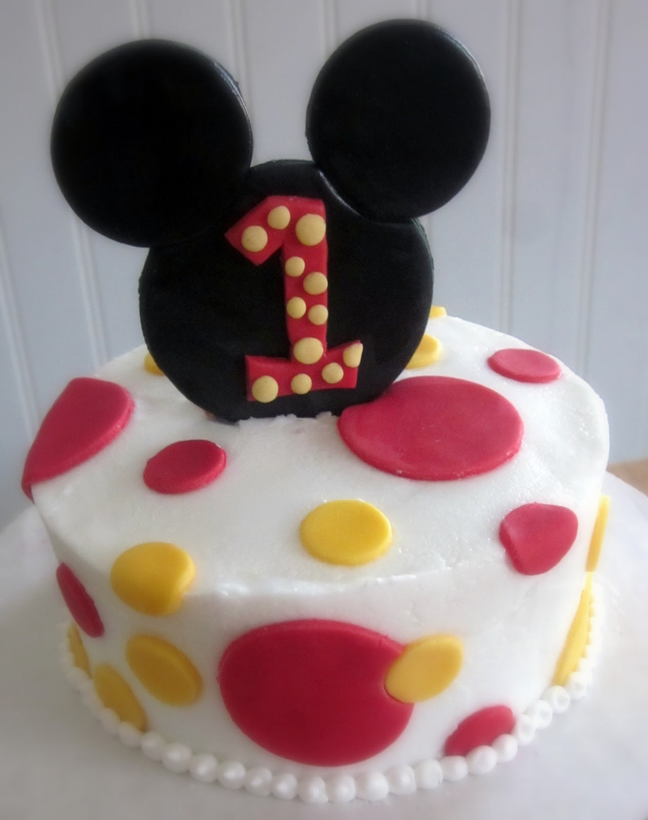 Mickey Mouse First Birthday Cake
 Darlin Designs Mickey Mouse First Birthday Cake and