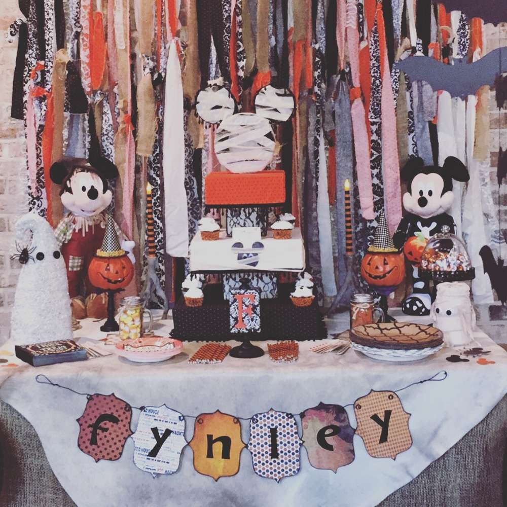 Mickey Mouse Halloween Birthday Party Ideas
 Mickey mouse halloween Birthday Party Ideas