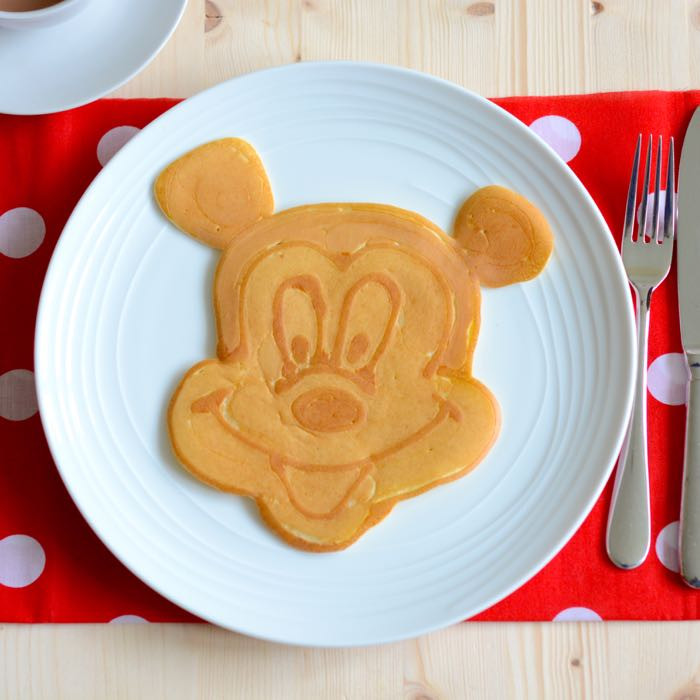 Mickey Mouse Pancakes
 How to Make a Mickey Mouse Pancake