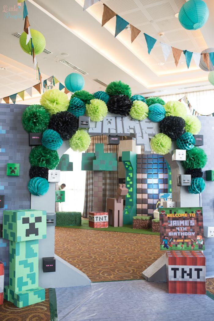 Minecraft Decorations For Birthday Party
 Jaime s Minecraft Birthday Party