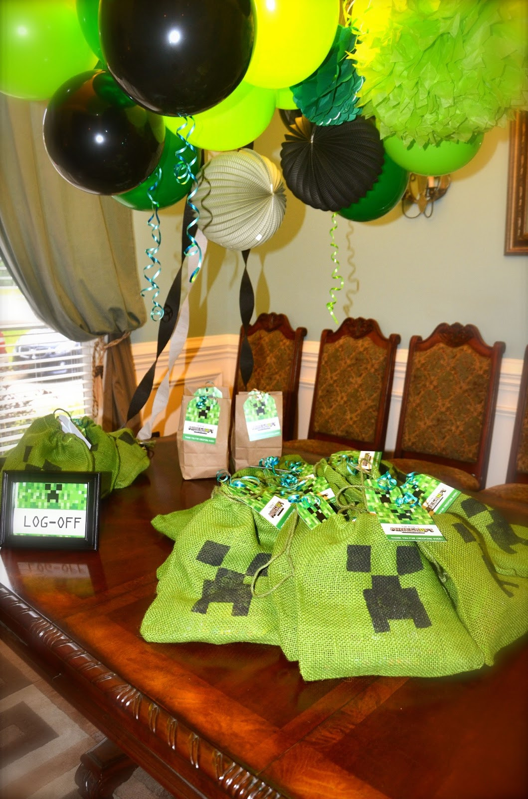 Minecraft Decorations For Birthday Party
 Minecraft Birthday Party Ideas and Invitations July 2013