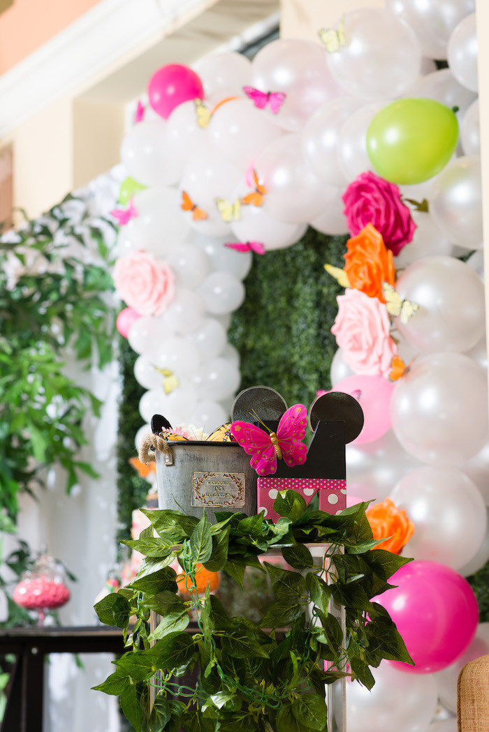 Minnie Mouse Backyard Party Ideas
 Kara s Party Ideas Minnie Mouse Inspired Butterfly Garden