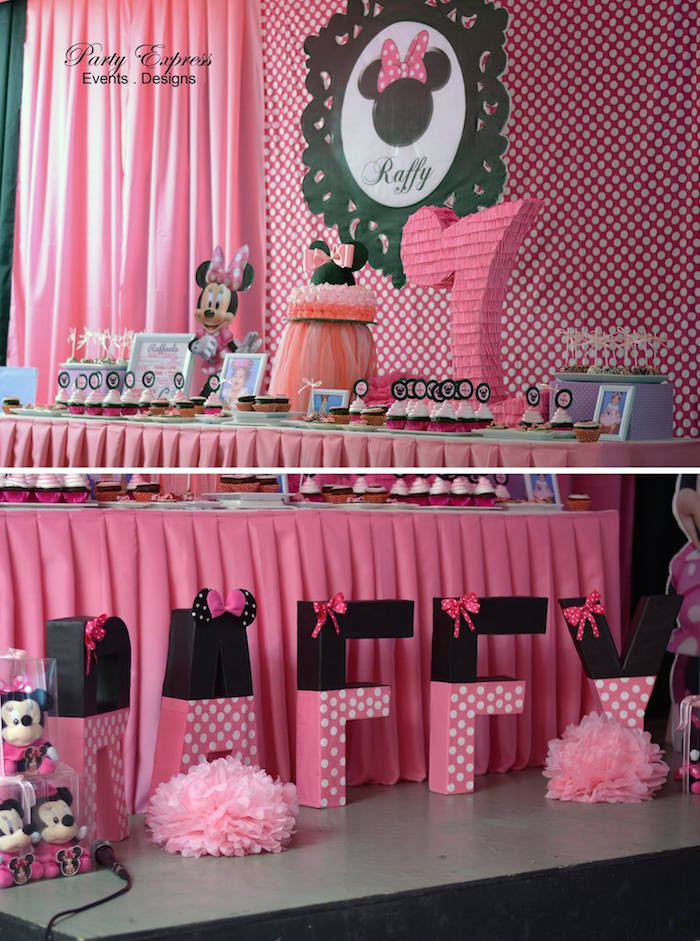 Minnie Mouse Backyard Party Ideas
 Kara s Party Ideas Minnie Mouse themed birthday party via