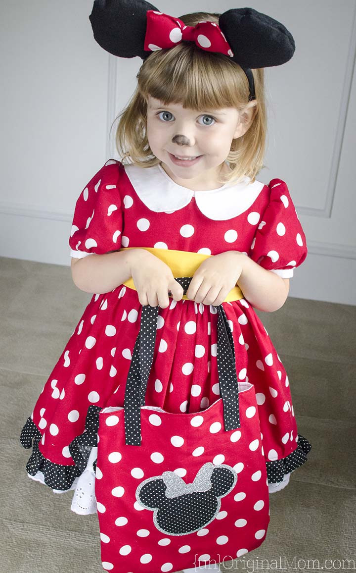 Minnie Mouse DIY Costume
 The Perfect DIY Minnie Mouse Costume unOriginal Mom